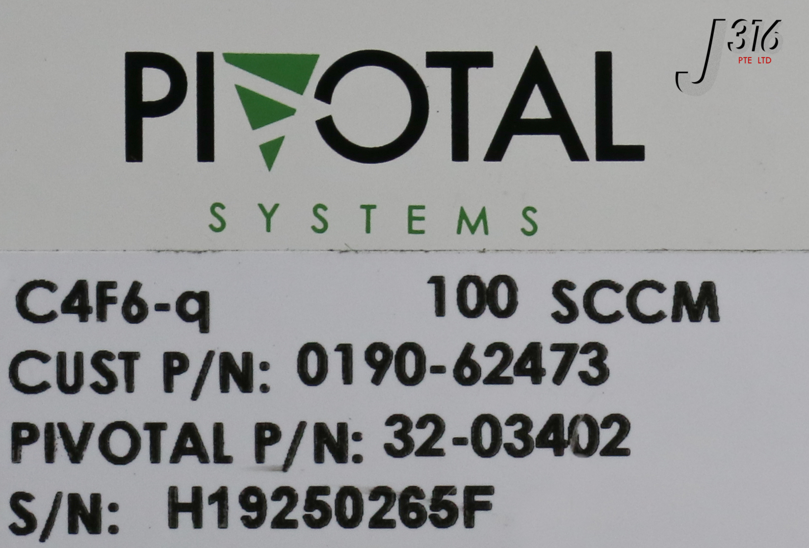 6561 PIVOTAL SYSTEMS GAS FLOW CONTROLLER, AMAT PN: 0190-62473 32